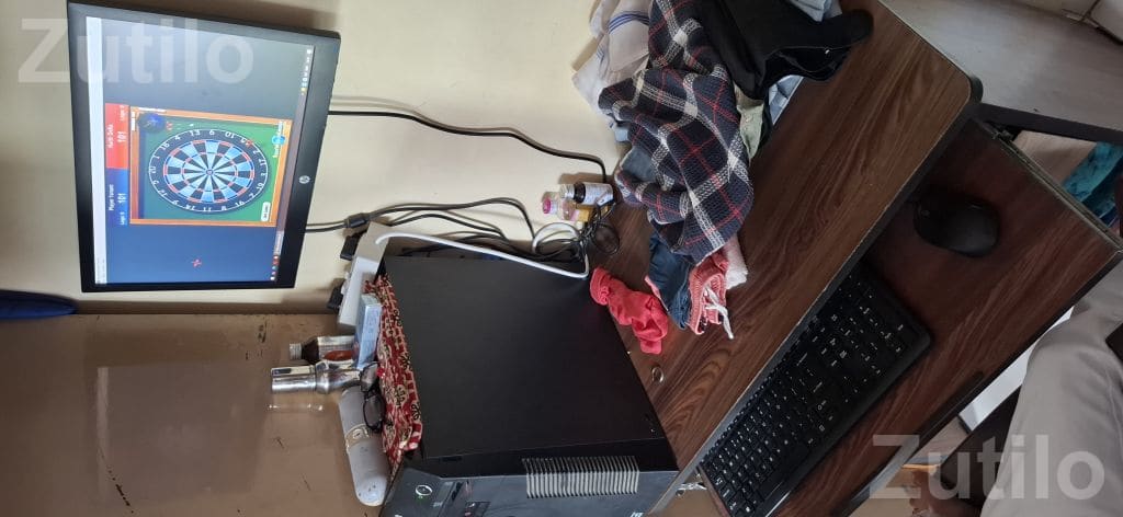 Desktop Computer Set with Table Desktop Computer Set with Table