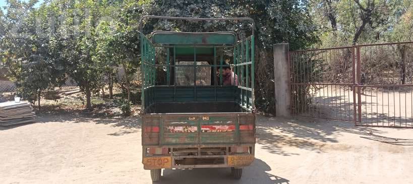 Tempo Rickshaw 2012 Model Three Wheeler