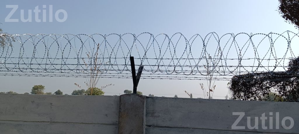 Barbed Wire Fencing Work and Wire Roll - Tools & Hardware - Viramgam - Image 4