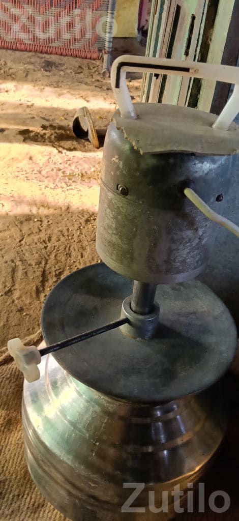 Butter Churner Machine with Zero Vibration