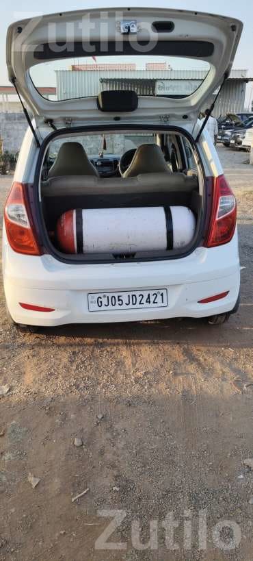 2013 Hyundai i10 CNG Car with Insurance - Cars - Lilapar - Image 5