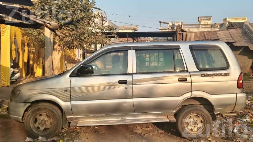 Chevrolet Tavera 2006 10 Seater - Cars - Petlad - Image 2