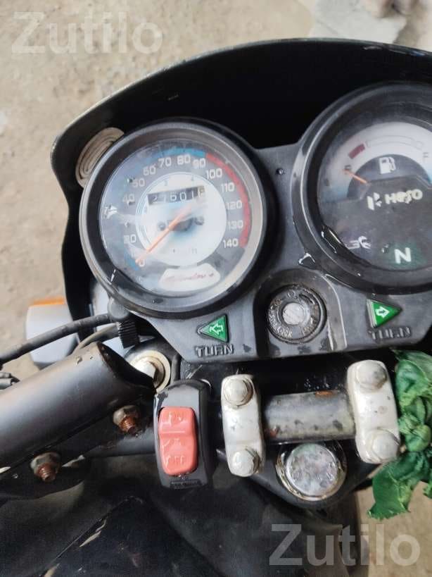 Hero Motorcycle 2017 Model 27000 Km