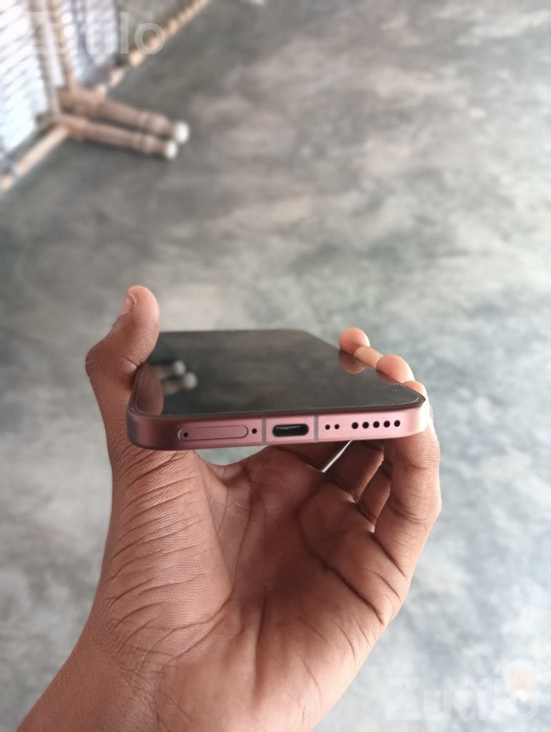 Vivo V70 5G with Bill Box and Charger