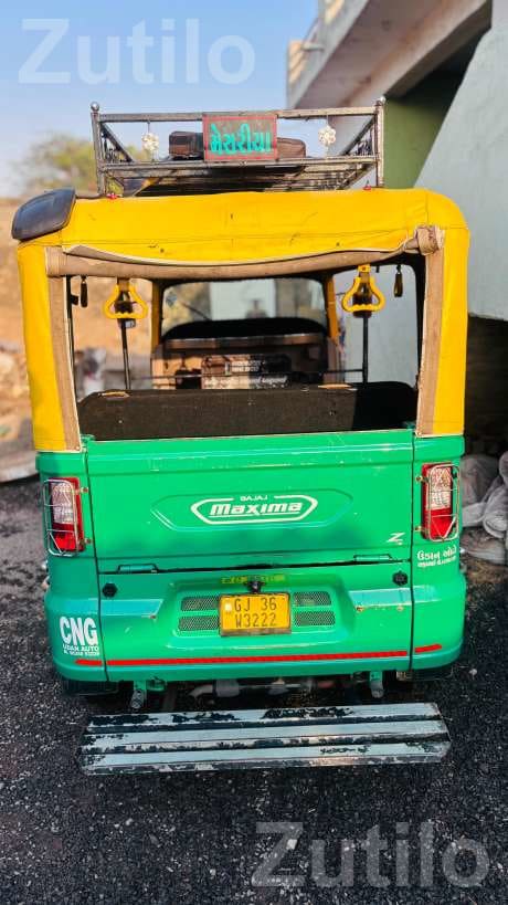 Bajaj Maxima Z CNG Auto Rickshaw 2025
