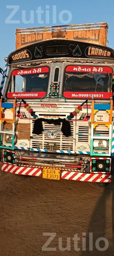 2010 Goods Truck with Running Insurance - ટ્રક અને લોરી - સાંતલપુર - Image 3