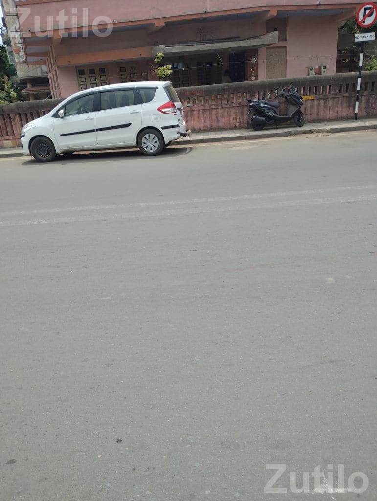 Maruti Suzuki Ertiga 7 Seater Car - કાર - પેટલાદ - Image 3