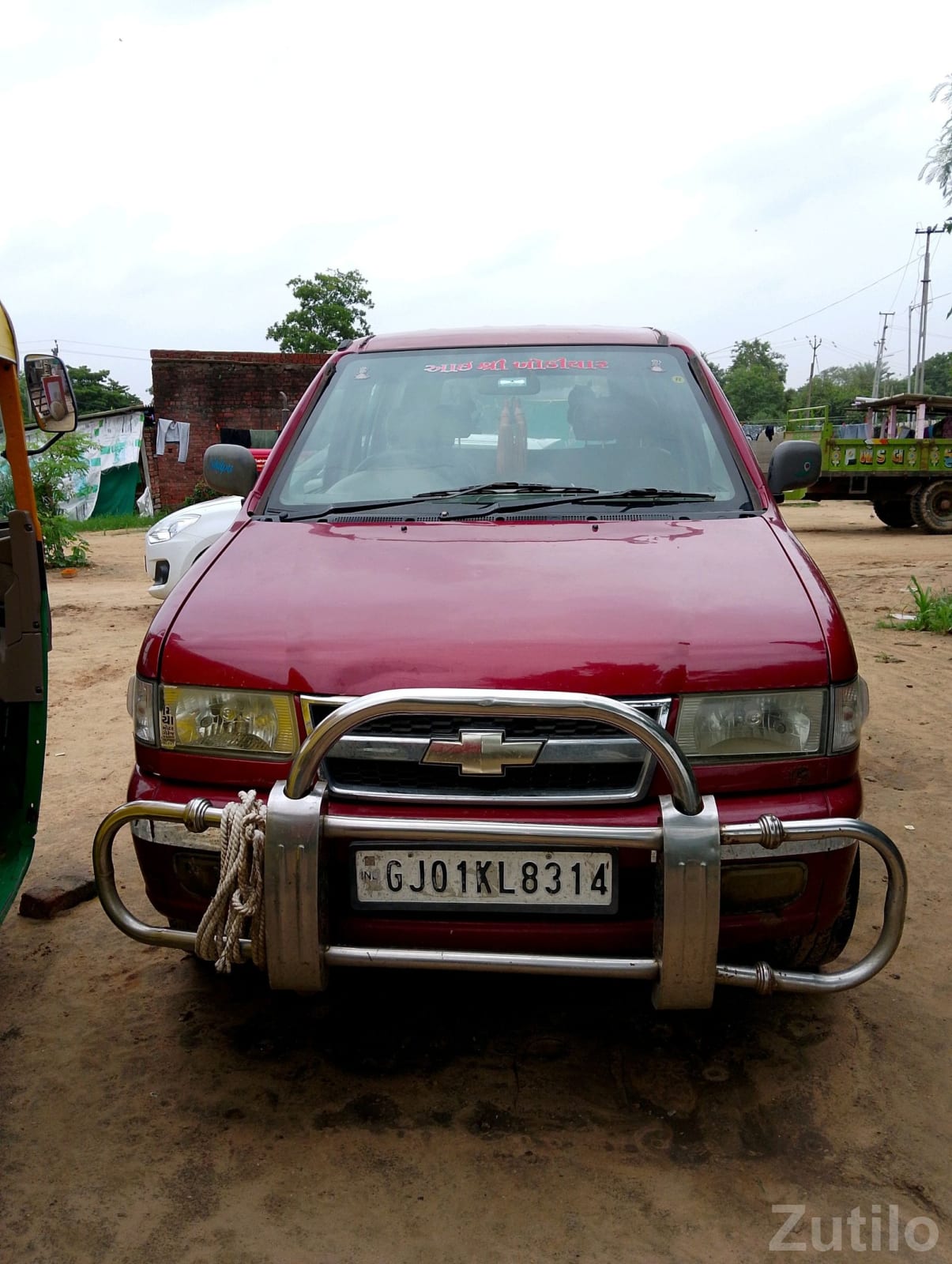 Chevrolet Tavera Diesel 2011 10 Seater - Cars - Ahmedabad City - Image 4