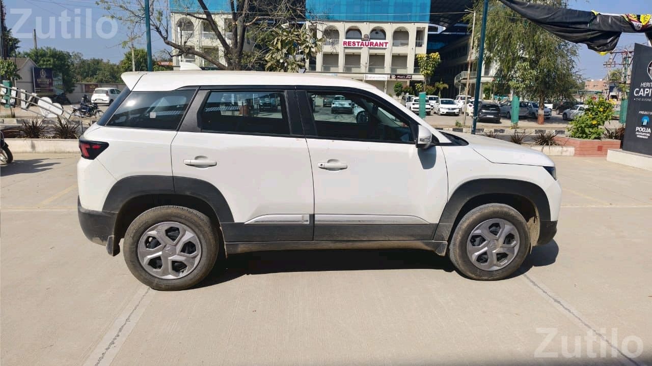 Maruti Suzuki Brezza Petrol Car for Sale - કાર - વિસનગર - Image 4