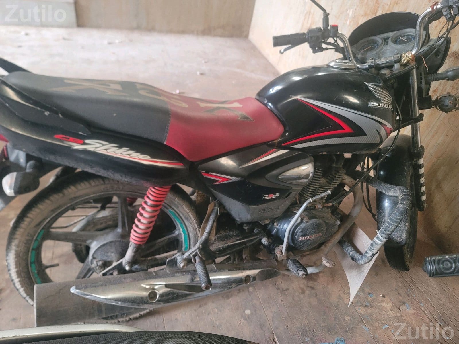 Honda CB Shine 2018 Carburetor Bike