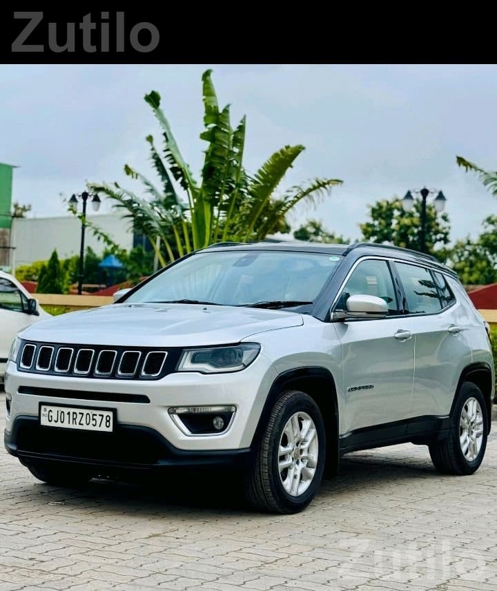 Jeep Compass 2017 SUV with 5 New Tyres - કાર - સુરત શહેર - Image 3