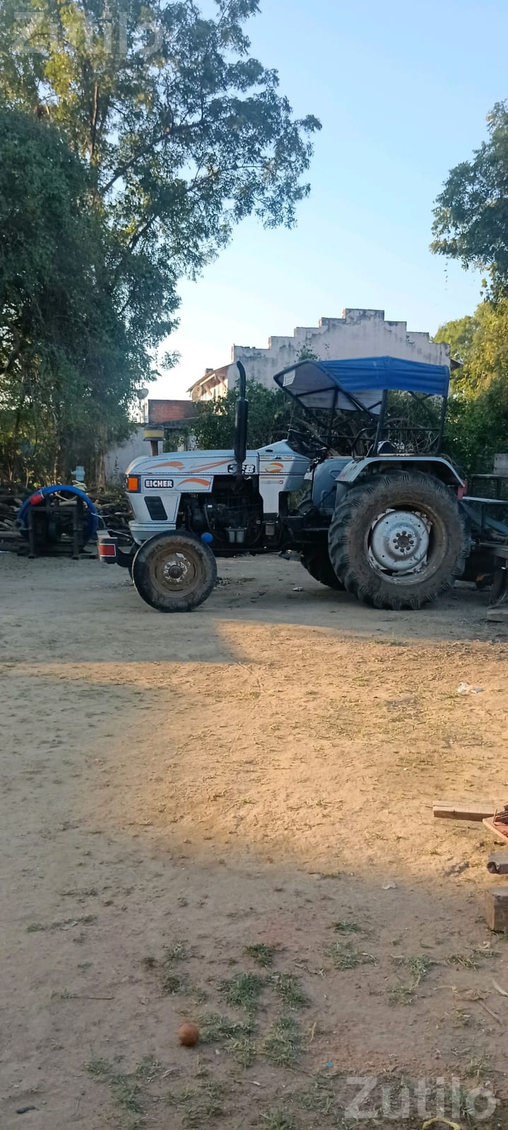 હરીપુરા - Tractors - Detroj-Rampura - Image 2