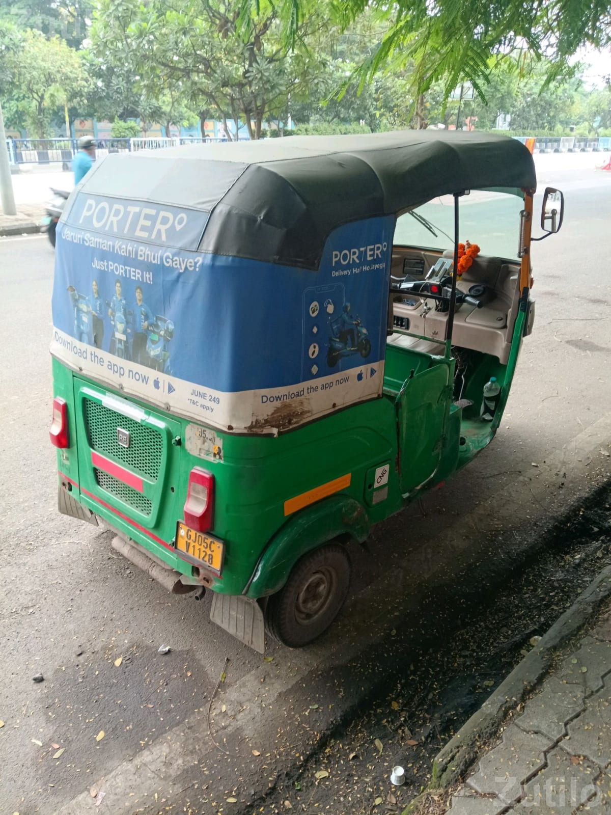 2022 Auto Rickshaw GJ05CV1128 - ઓટો રિક્ષા - સુરત શહેર - Image 5