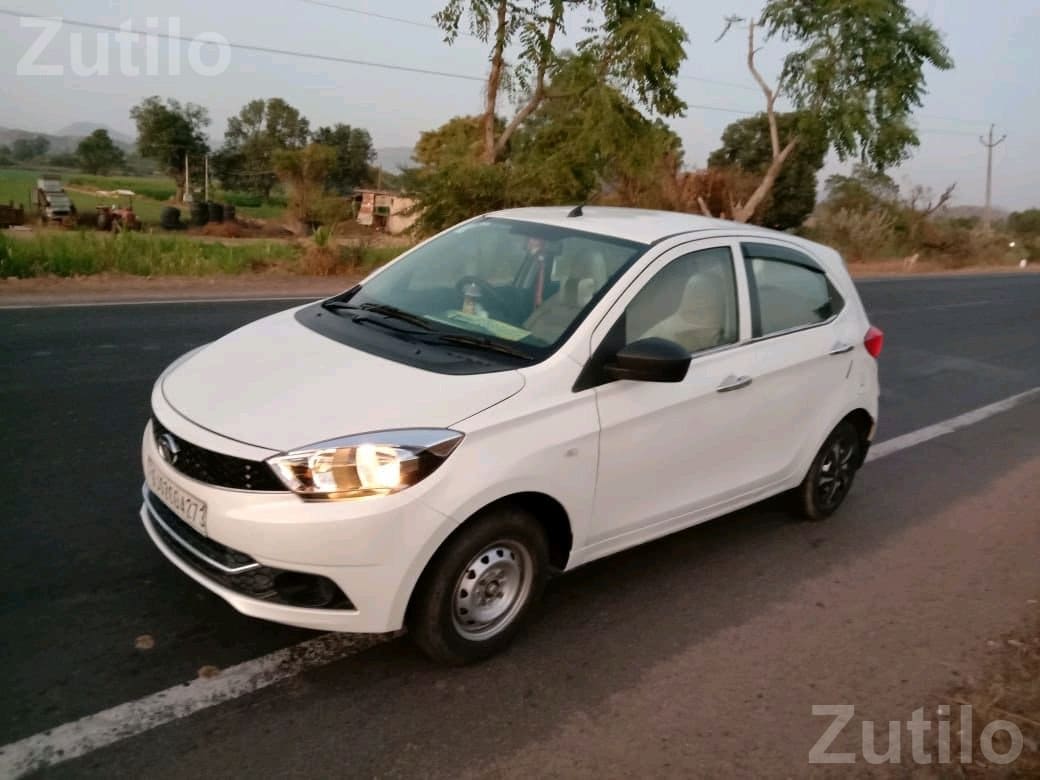 2017 Tata Tiago XM Petrol Single Owner - કાર - મહેસાણા શહેર - Image 2