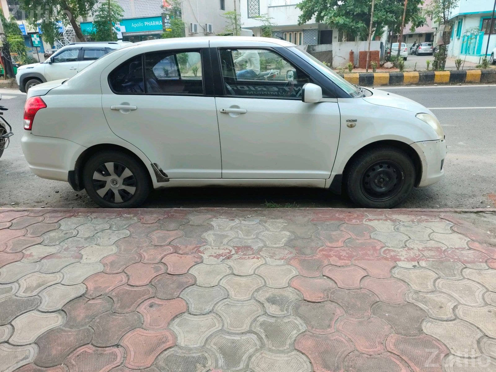 Maruti Suzuki Swift Dzire Diesel 2 Owner - કાર - વડોદરા શહેર - Image 2