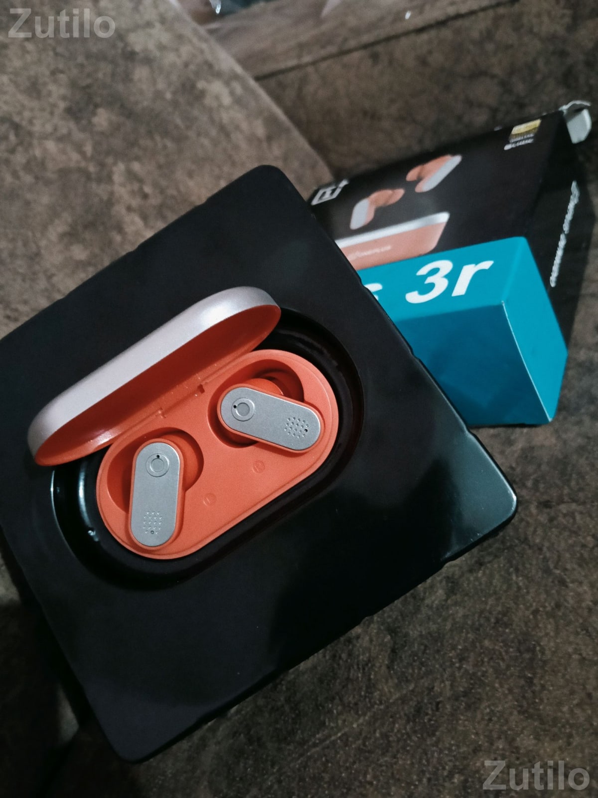 OnePlus Buds 3r Wireless Earbuds - ઇલેક્ટ્રોનિક ઍક્સેસરીઝ - સુરત શહેર - Image 2