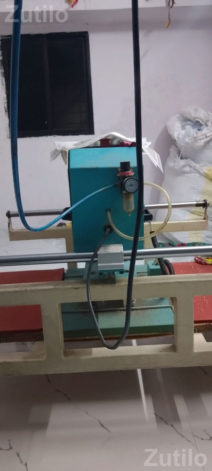 Hot Fix Machine with Compressor - ટેક્સટાઇલ મશીનરી - સુરત શહેર - Image 4