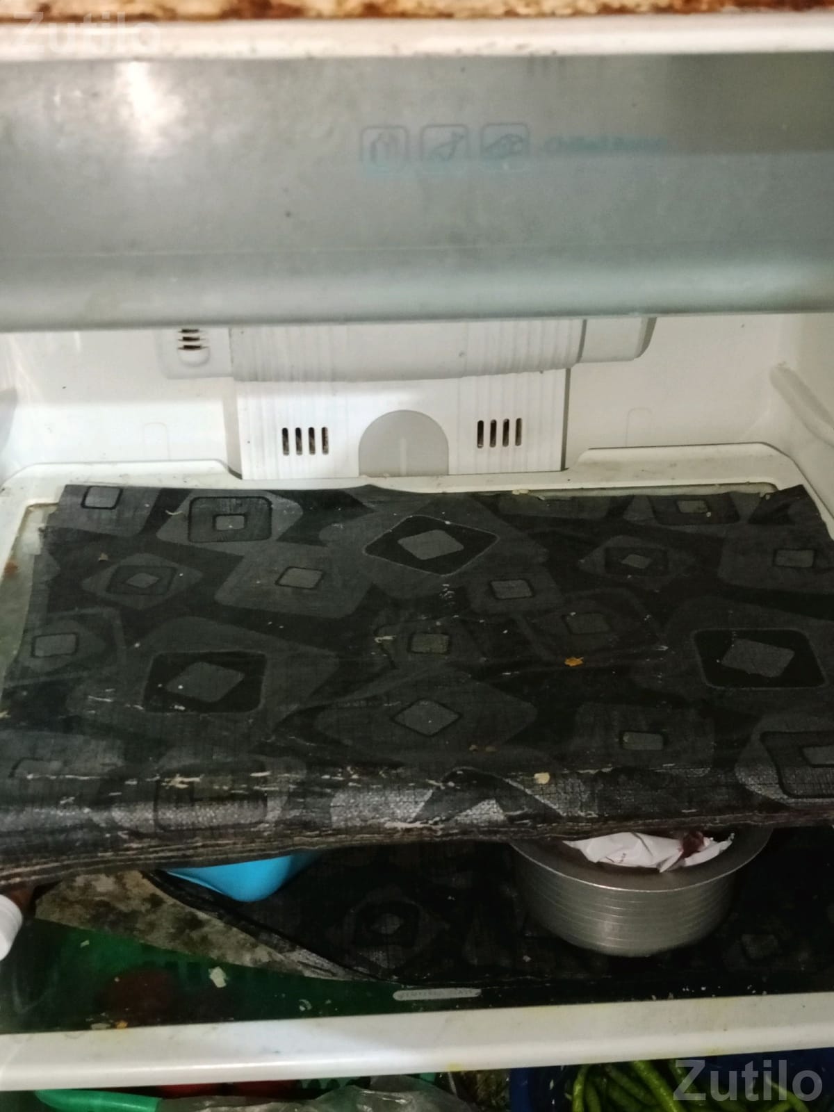 Samsung Refrigerator in Good Condition - Refrigerators - Surat City - Image 4