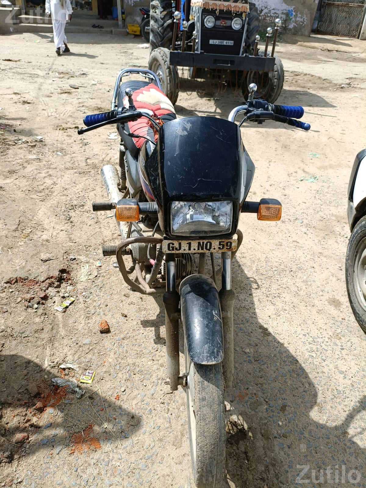 Used Commuter Motorcycle Black Red - Bikes - Sanand - Image 5