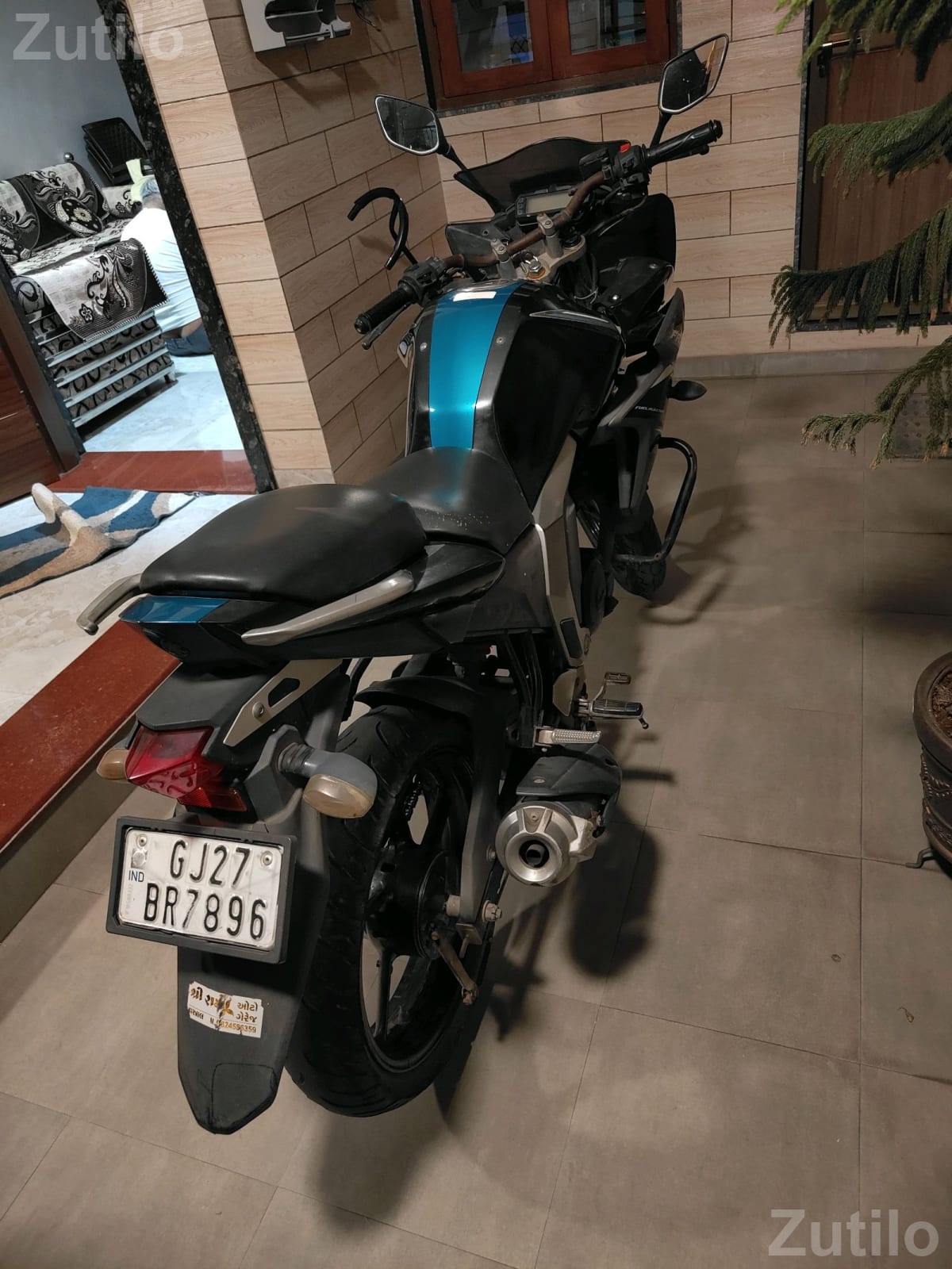 Yamaha Fazer Bike 1st Owner - Bikes - Ahmedabad City - Image 5