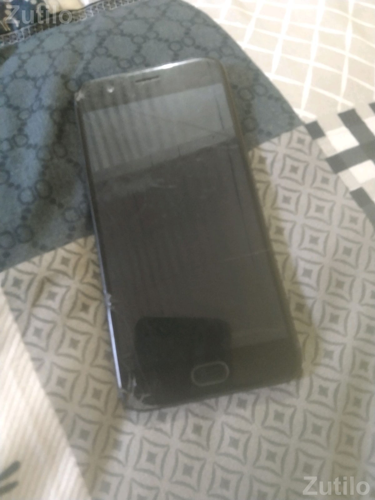 Oppo A57 Mobile Phone Oppo A57 Mobile Phone