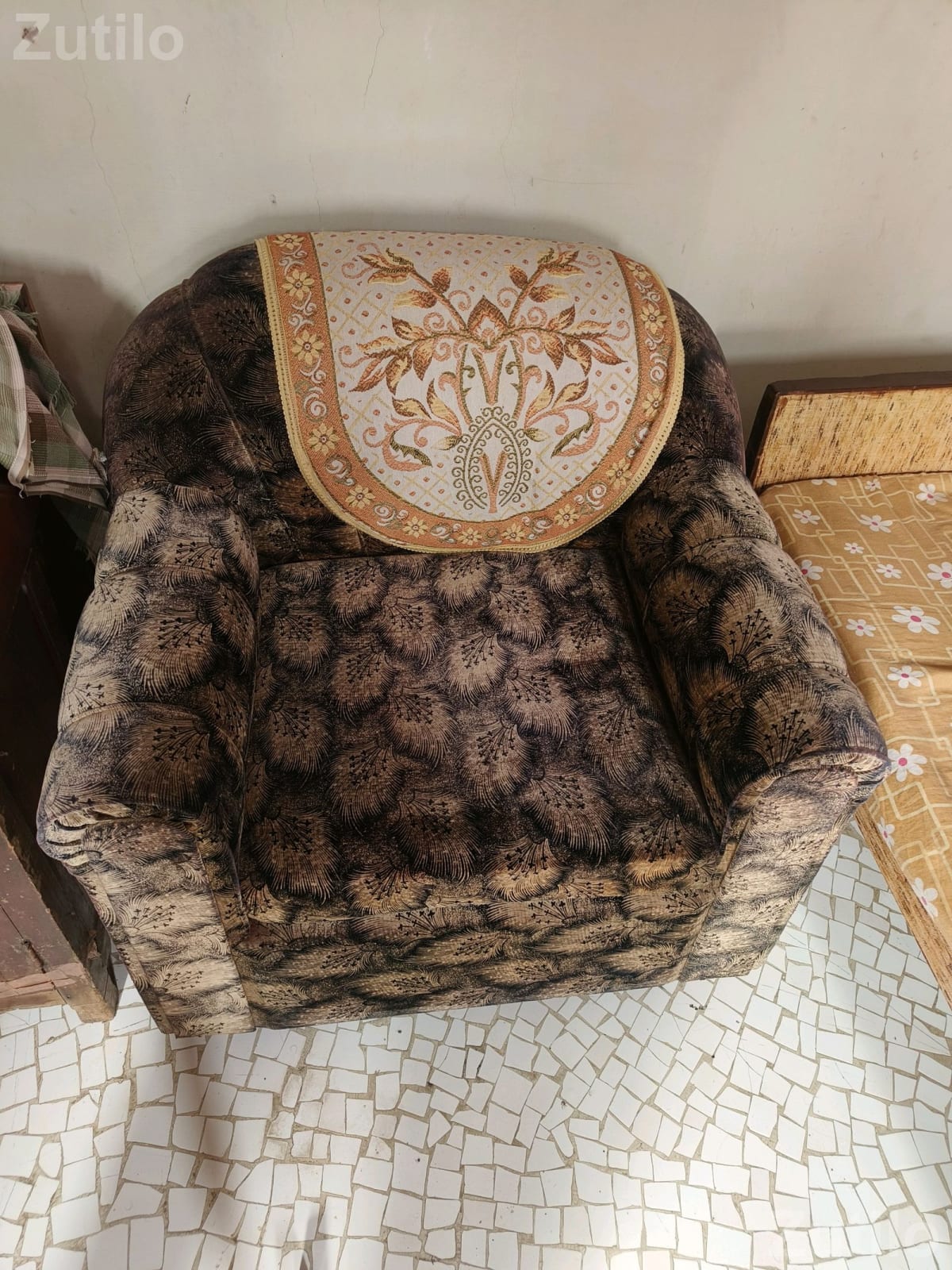 1 sofa 2 chire - સોફા સેટ - વડોદરા શહેર - Image 4