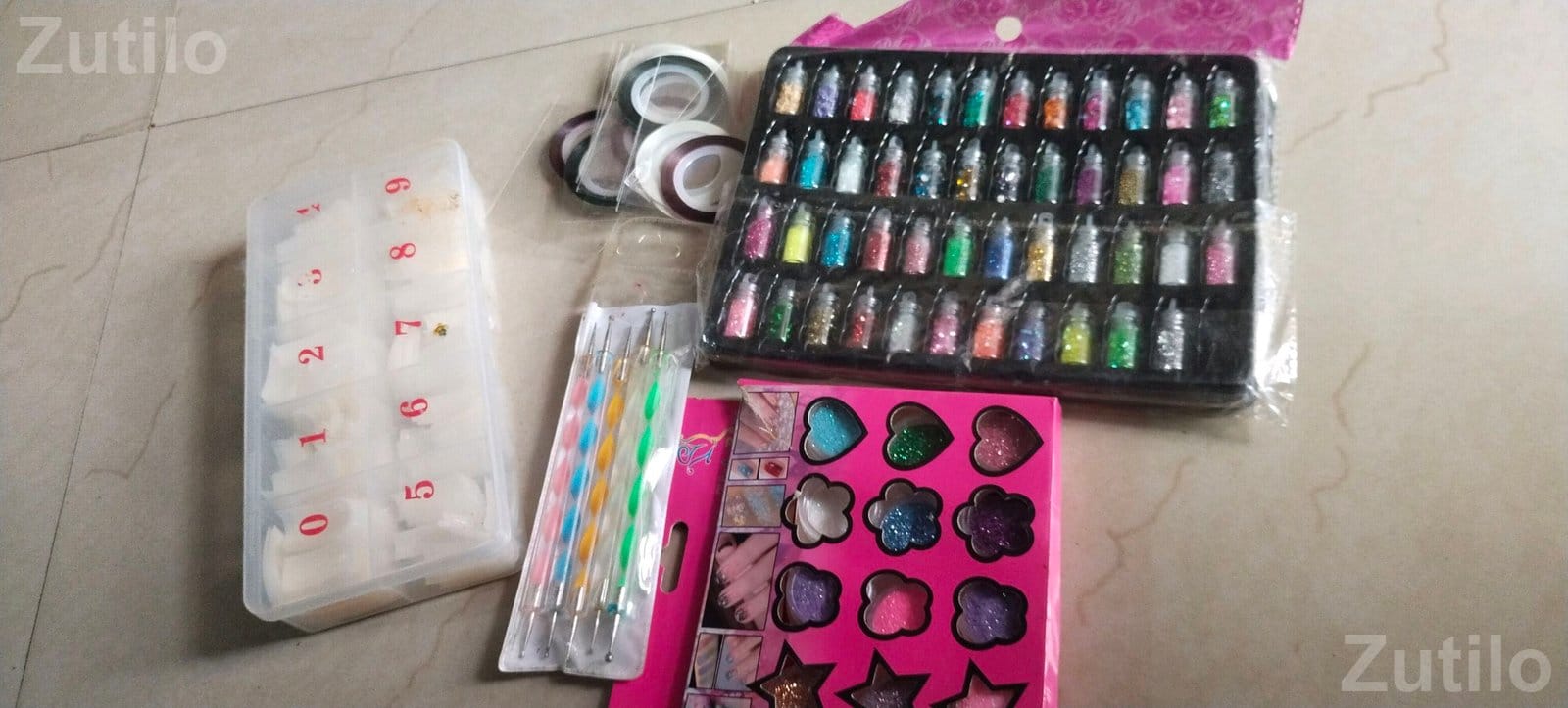 Makeup Brush and Nail Art Accessories Set Makeup Brush and Nail Art Accessories Set