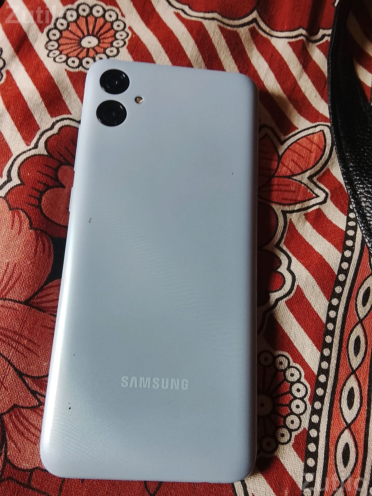 Samsung Galaxy A04e Used Smartphone
