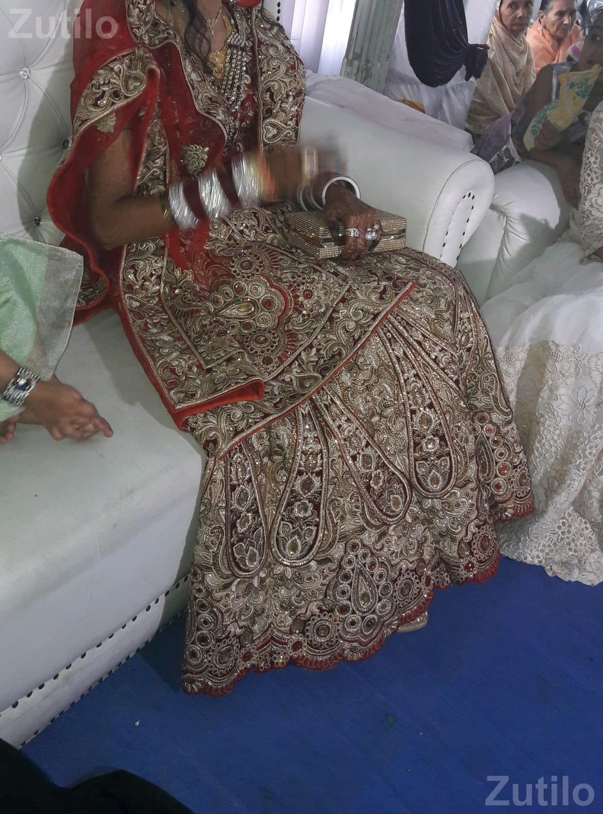 Maroon and Golden Bridal Lehenga - પરંપરાગત વસ્ત્રો - સુરત શહેર - Image 5