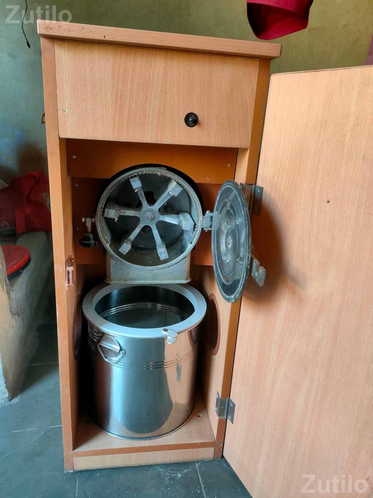 Vaishali Aata Maker Home Flour Mill - Other Home Appliances - Surat City - Image 2