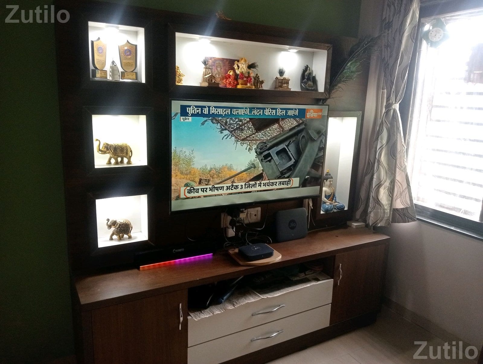 Wooden TV Cabinet with Shelves and Drawers - કબાટ અને સ્ટોરેજ - દસ્ક્રોઇ - Image 2