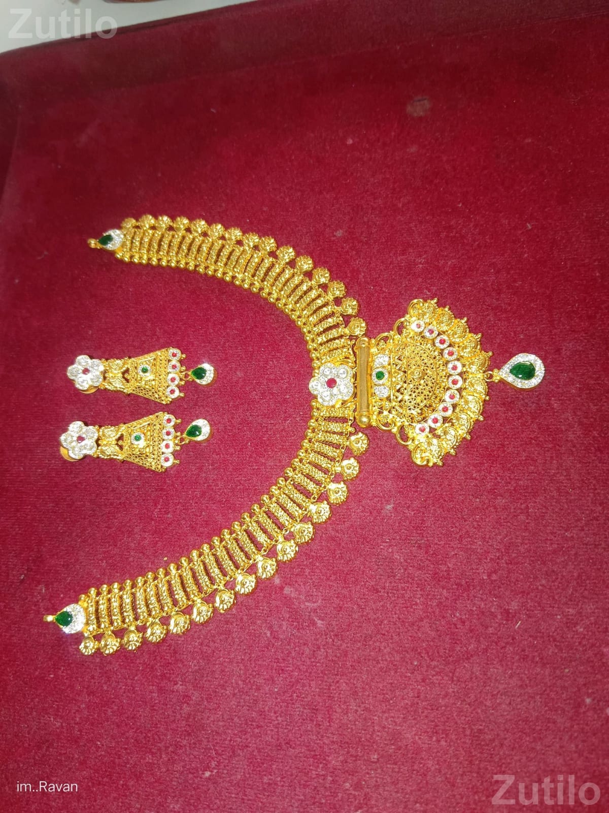 Traditional Necklace Set with Matching Earrings