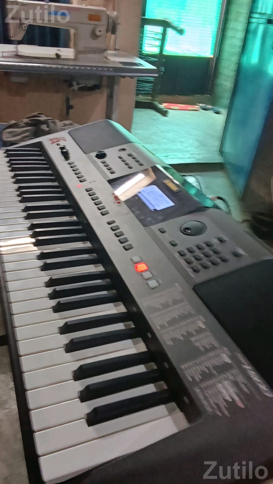Yamaha PSR-I500 Digital Keyboard