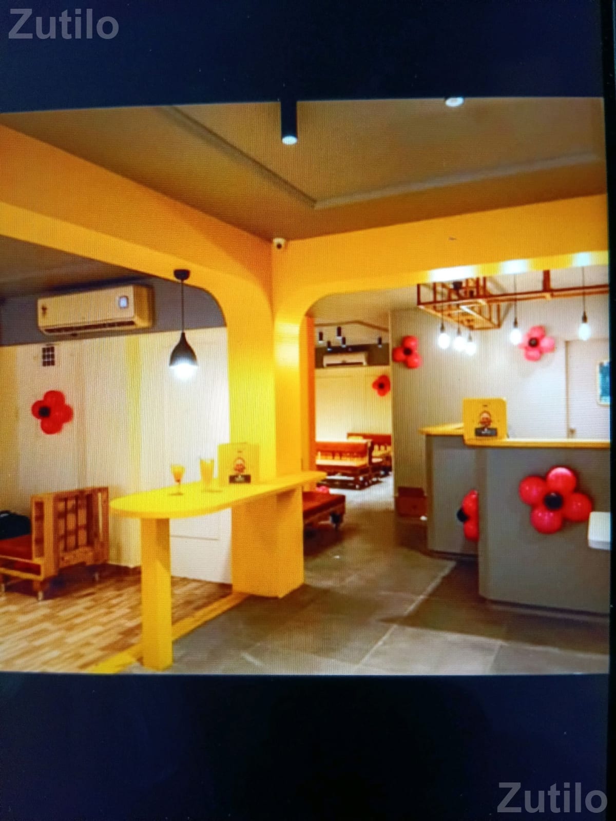 Fully Furnished Cafe and Restaurant Setup - વેપારિક મિલકત - આણંદ - Image 2