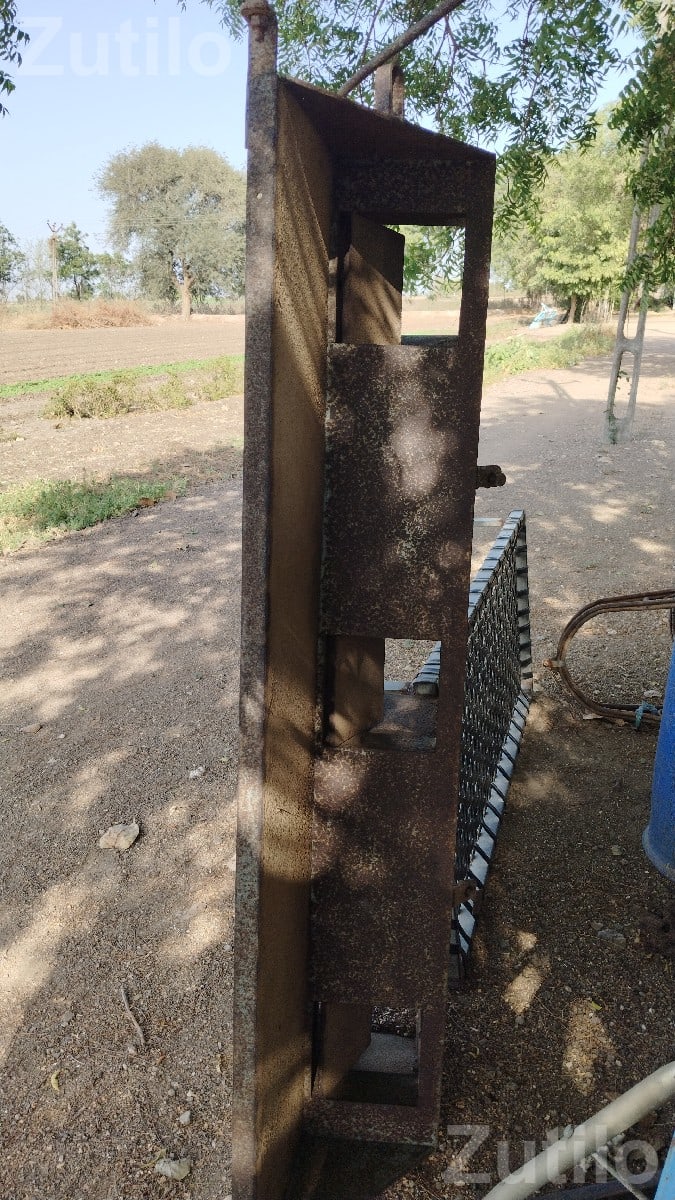 Trailer Side Panels for Fertilizer Loading