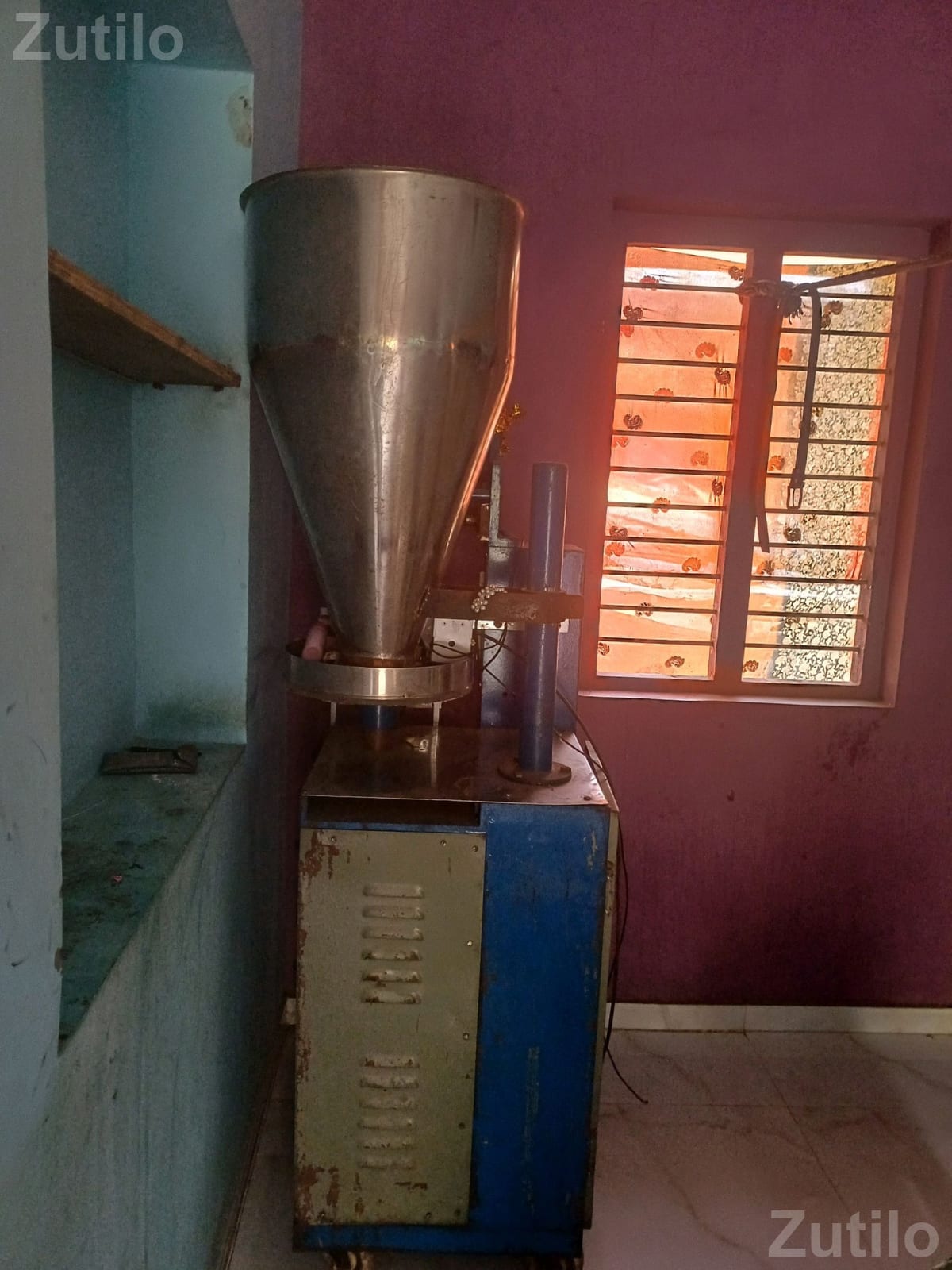 Supari Pouch Packing Machine - Packaging & Printing Machines - Petlad - Image 2