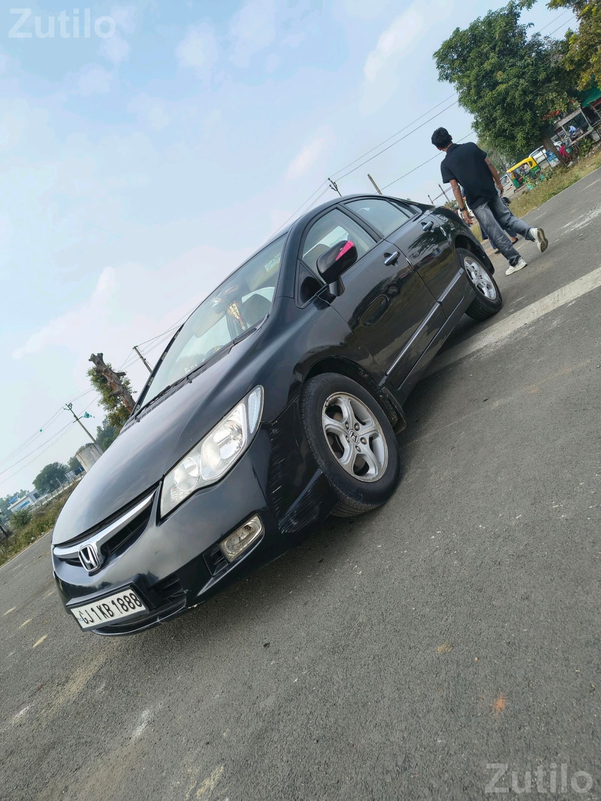 Honda Civic Petrol CNG in Good Condition - Cars - Nadiad - Image 5