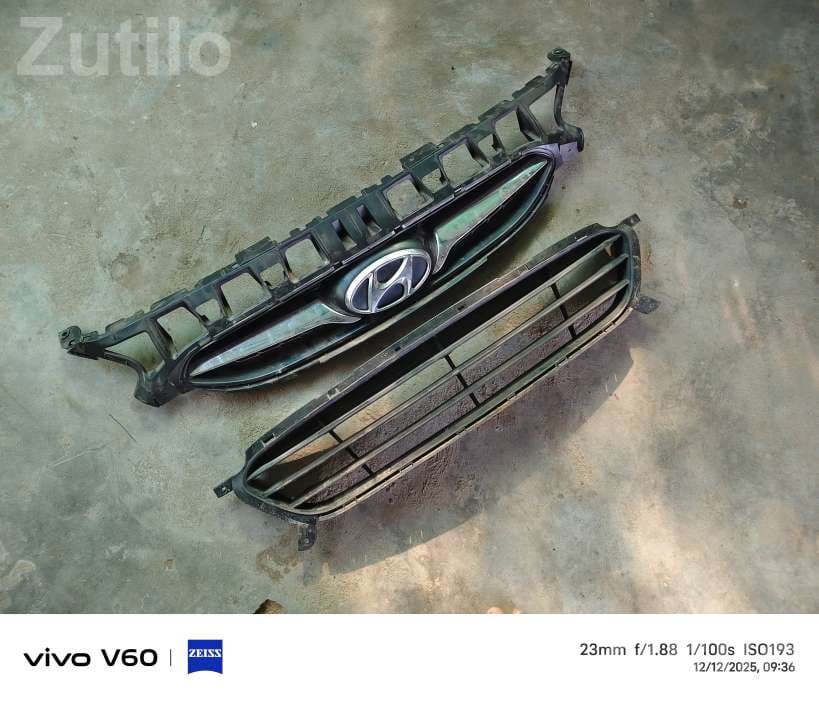 Hyundai Verna 2012 Front Bumper Grill Set