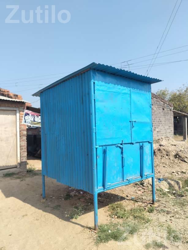 Metal Storage Cabin 6x5x6 Ft with Shelves - ઓફિસ ફર્નિચર - મોડાસા - Image 2