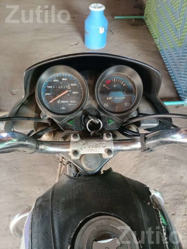 2018 Hero HF Deluxe Motorcycle 2018 Hero HF Deluxe Motorcycle