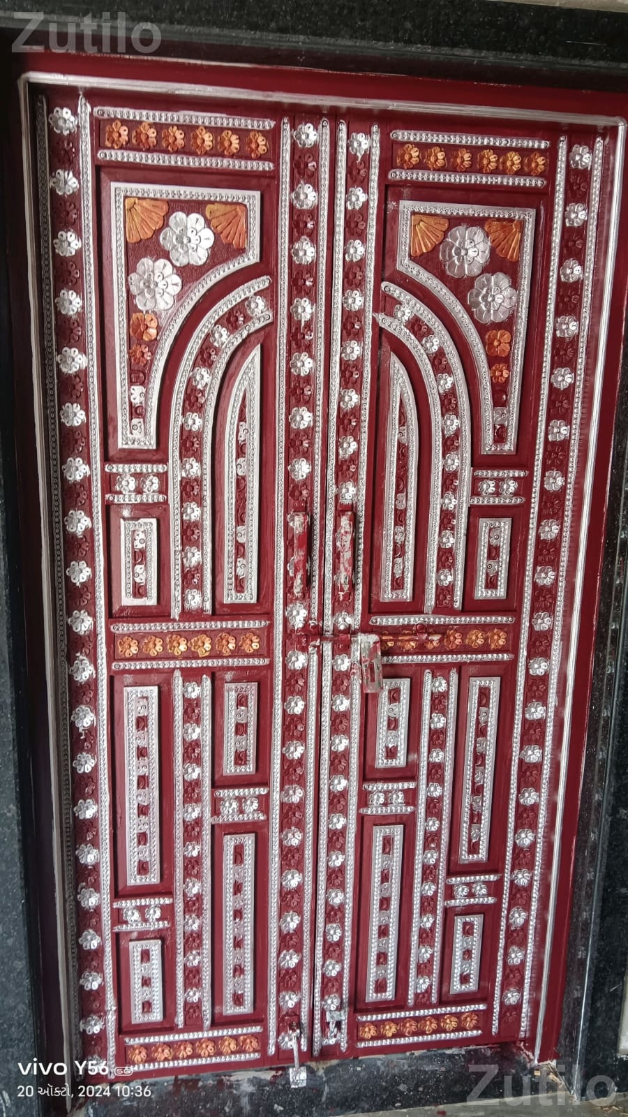 Door Painting and Oil Paint Work Service Door Painting and Oil Paint Work Service