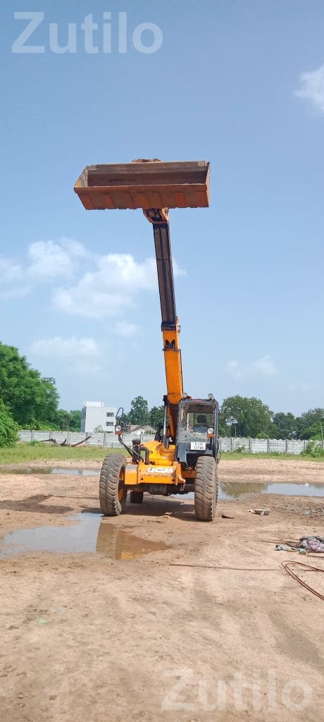 2018 JCB Loadall Telehandler - બાંધકામના વાહનો - ગોધરા - Image 5
