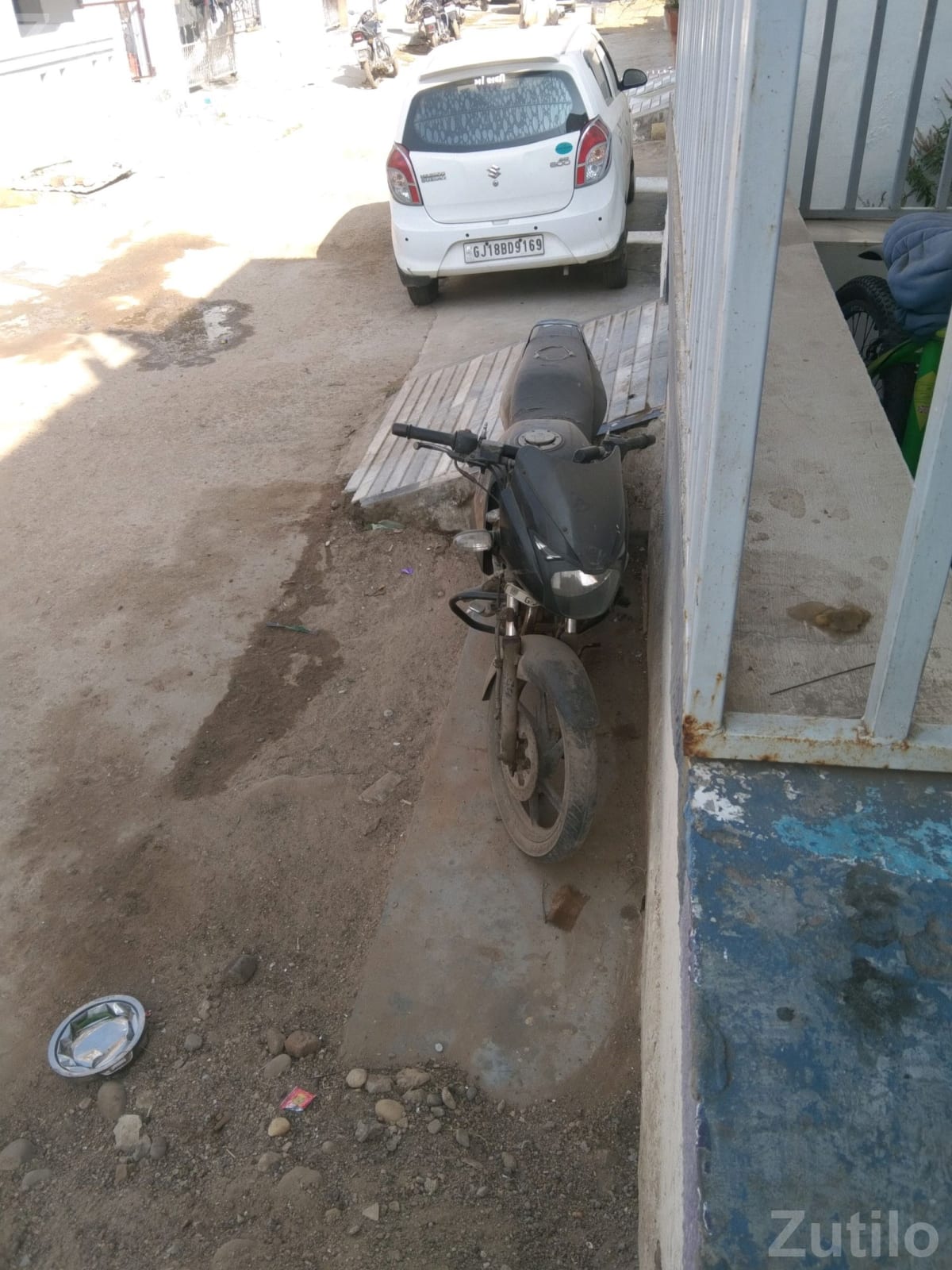 Bajaj Pulsar 150 Black Motorcycle - Bikes - Bhiloda - Image 4