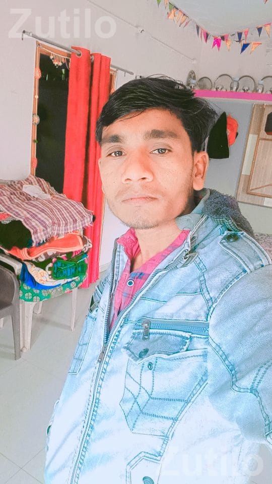 Driver Available for Vehicle Driving Work