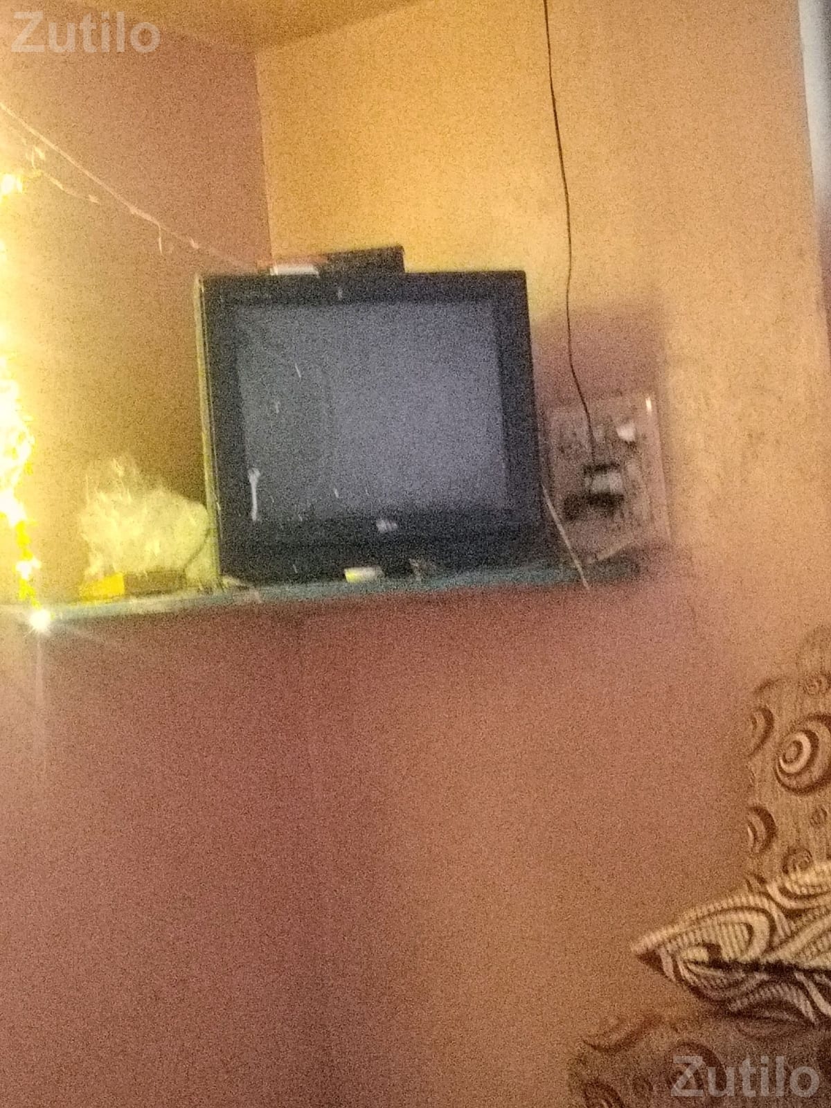 Old LG CRT TV in Working Condition - TVs - Modasa - Image 2