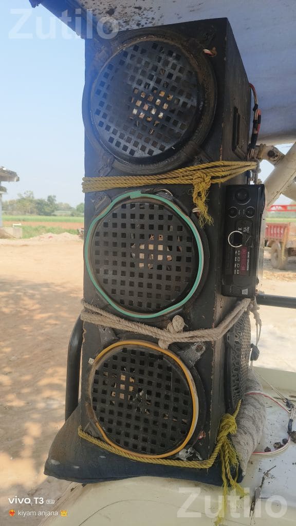4 Speaker Sound Box with Lighting 4 Speaker Sound Box with Lighting