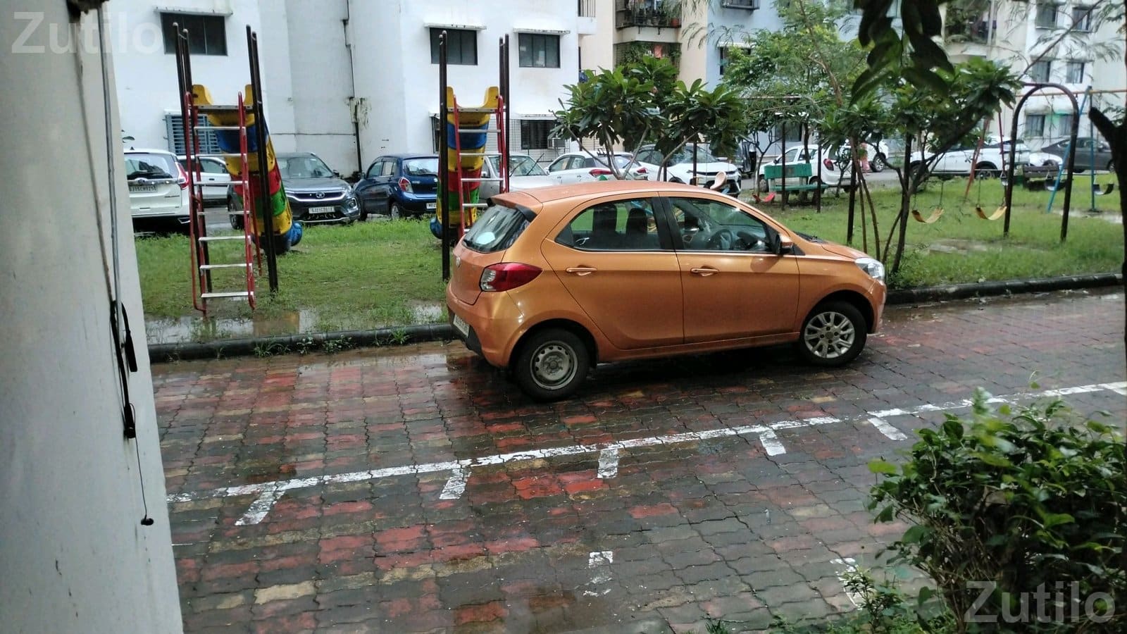 Tata Tiago XZ 2018 Petrol 46000 Km - Cars - Valsad City - Image 4
