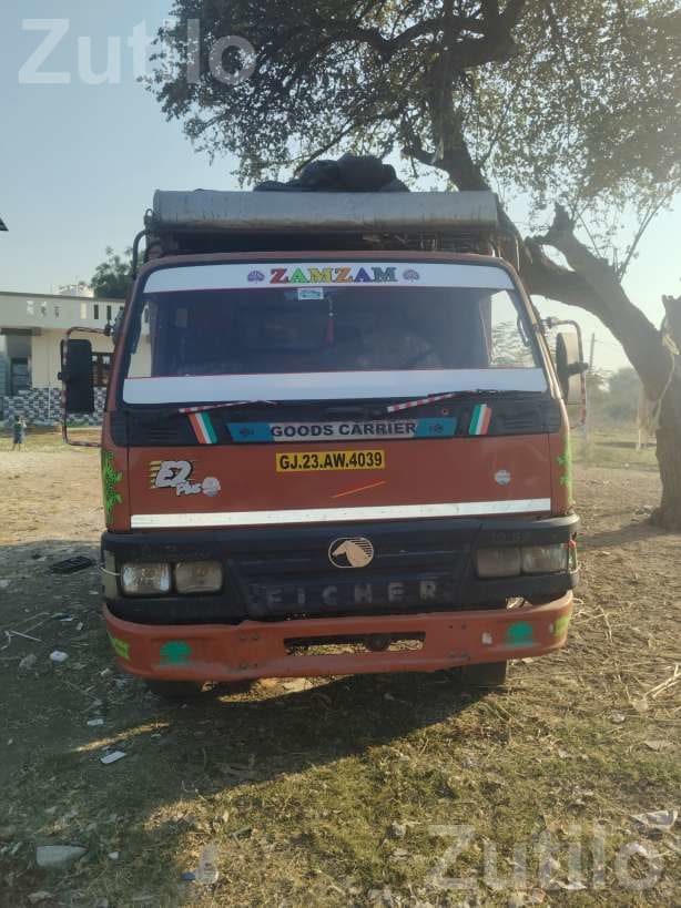 Eicher 1059 Truck 2013 with 12.5 Feet Body - Trucks & Lorries - Jambusar - Image 4