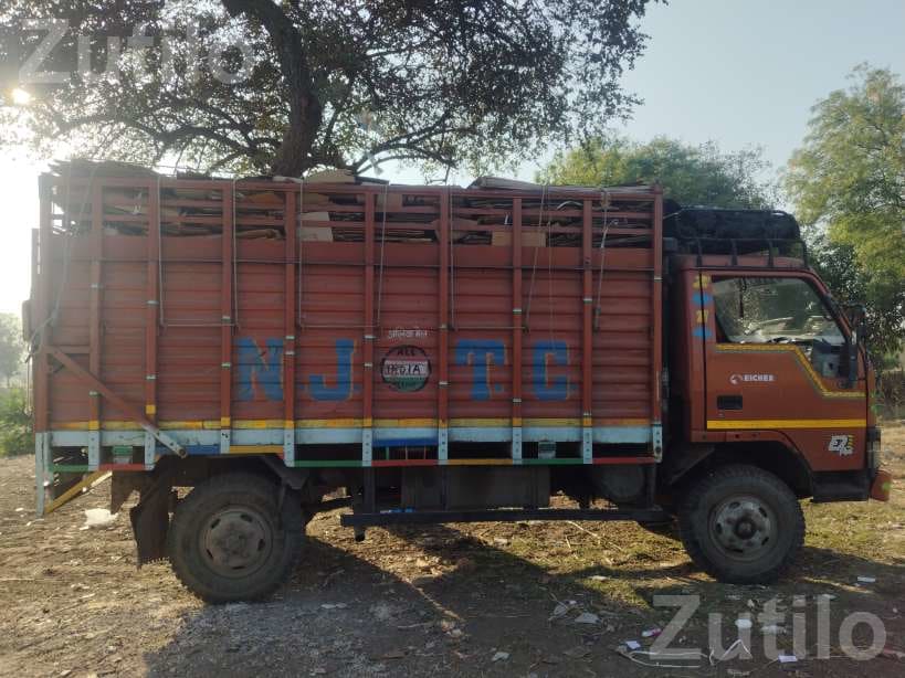 Eicher 1059 Truck 2013 with 12.5 Feet Body - Trucks & Lorries - Jambusar - Image 3