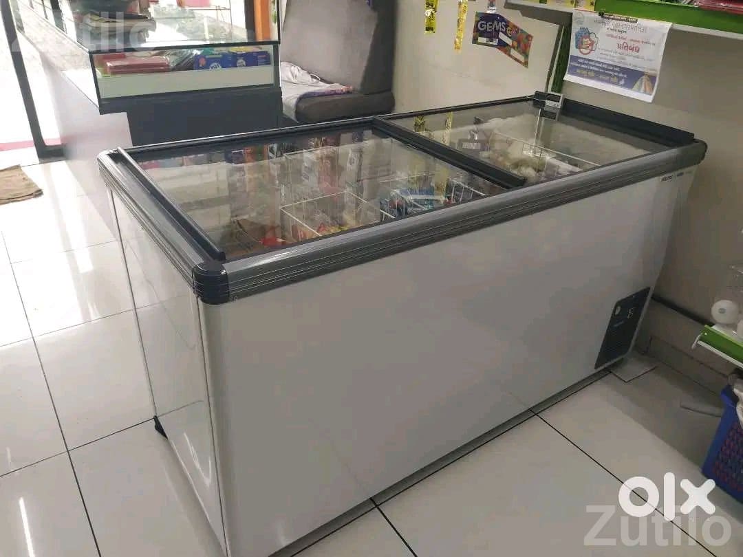 Voltas 405L Glass Top Ice Cream Freezer
